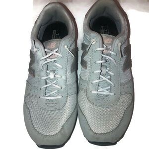 New Balance 311, Women Classics Traditionnels Sneakers, Gray&Pink Sz 9D
